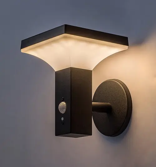 Záhradné svietidlo solárne Rabalux 77044 4W 400lm 3000K IP44,senzor